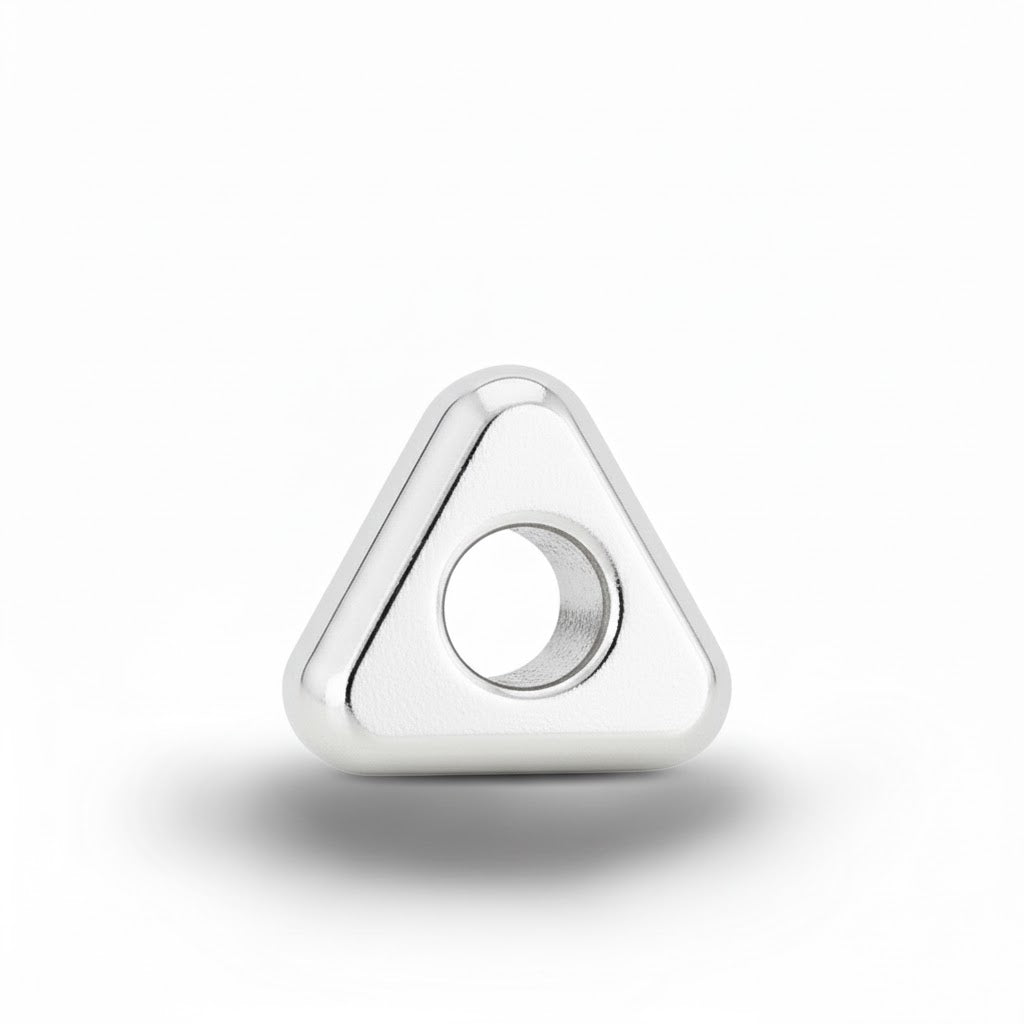 M2101 Triangular Crushed Silver Bead