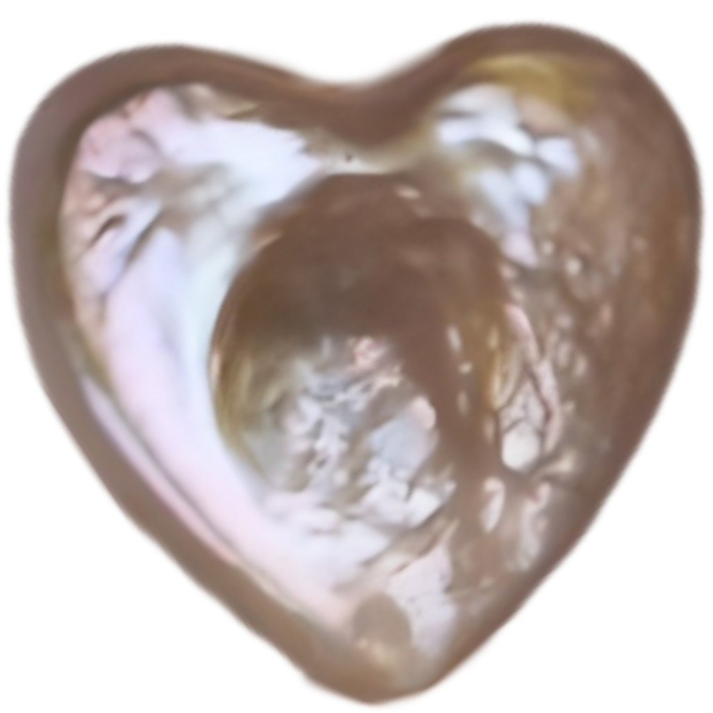 U0701 White Heart Freshwater Pearl