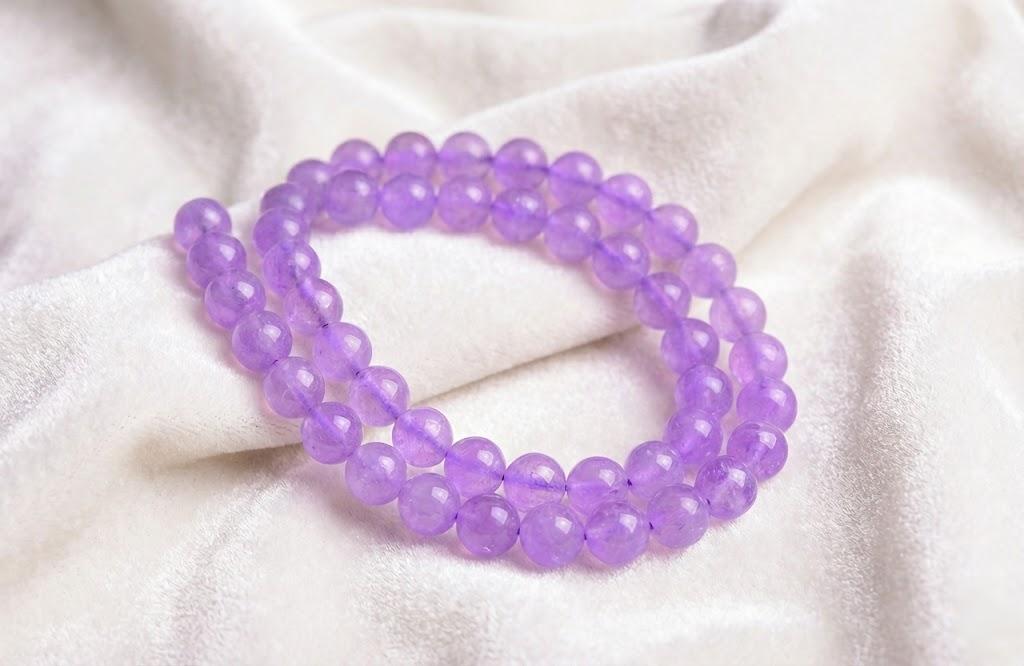 C0107 Natural Lavender Quartz round beads